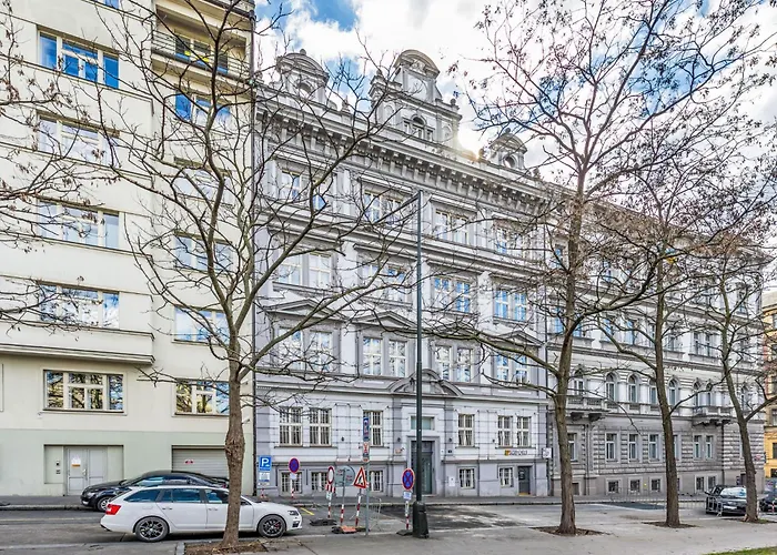 Celakovsky-1 By Interhome * Praha