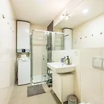 Celakovsky-1 By Interhome Prag